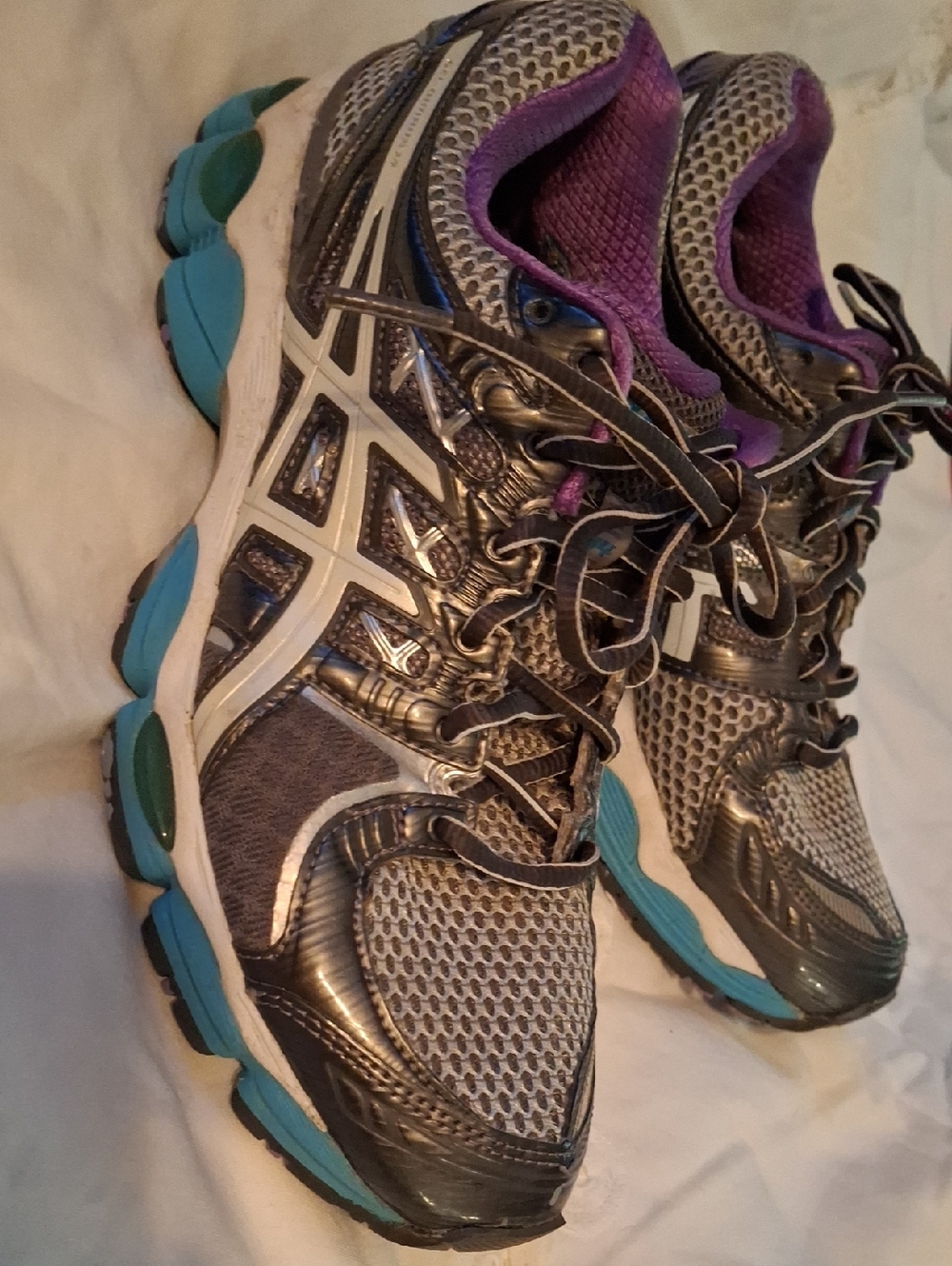 Asics Gray Running Sneakers with Teal Accents and Purple Lining